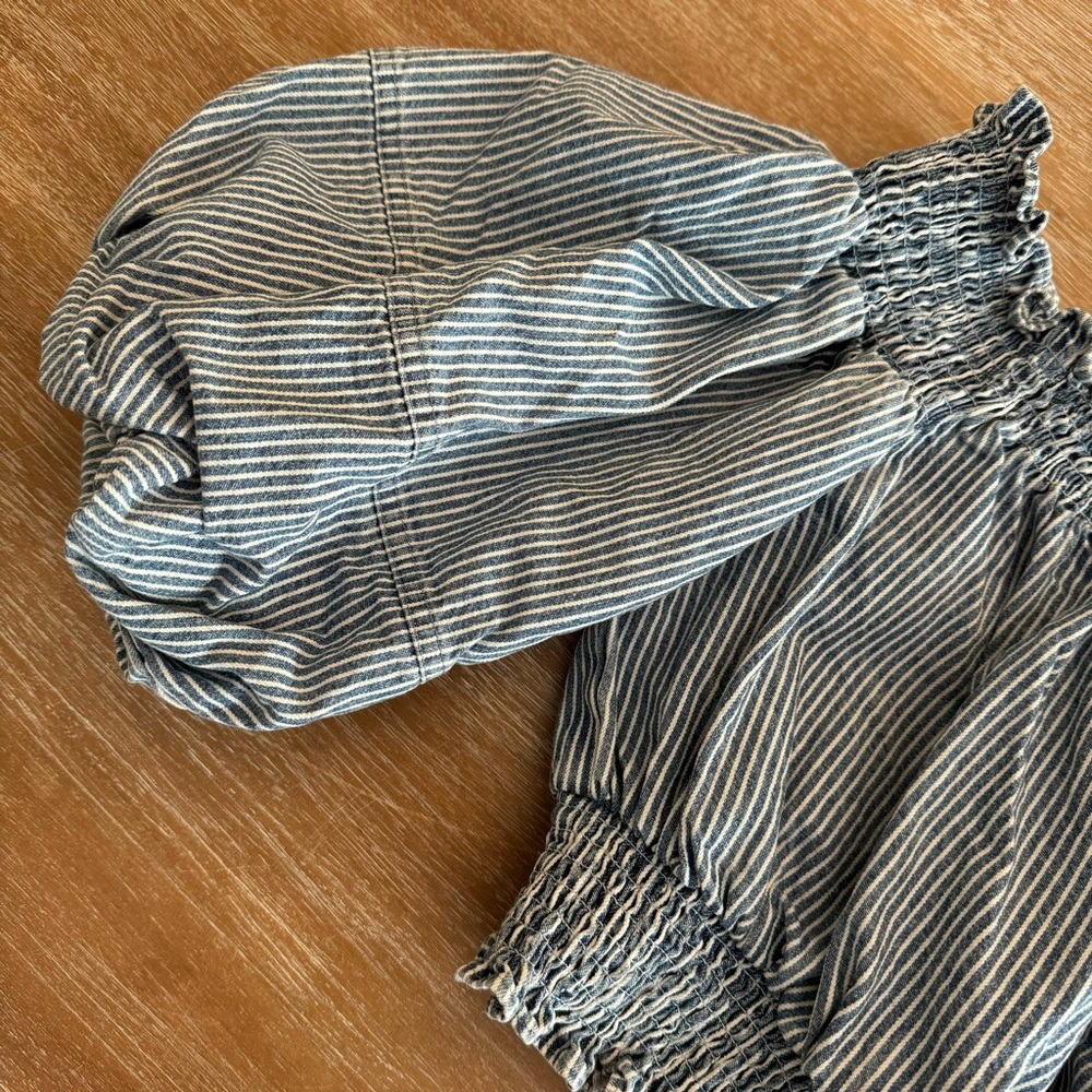 BiBi Striped Off-Shoulder Crop Top - Picture 3 of 4